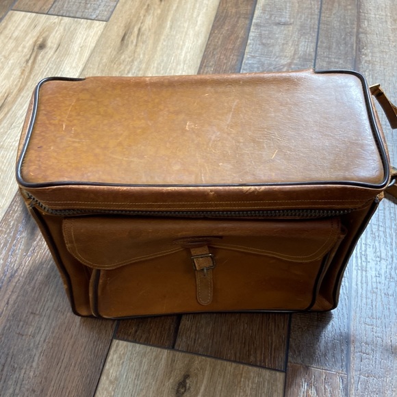 Tower Vintage Leather Camera Bag - Picture 4 of 15